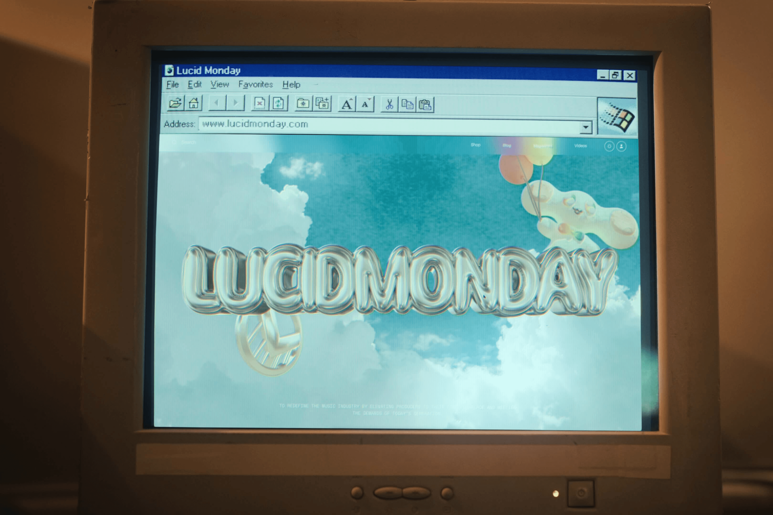 Lucid Monday - Plugged In thumbnail